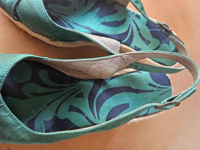 Sandalias cuña Toni Pons verdes