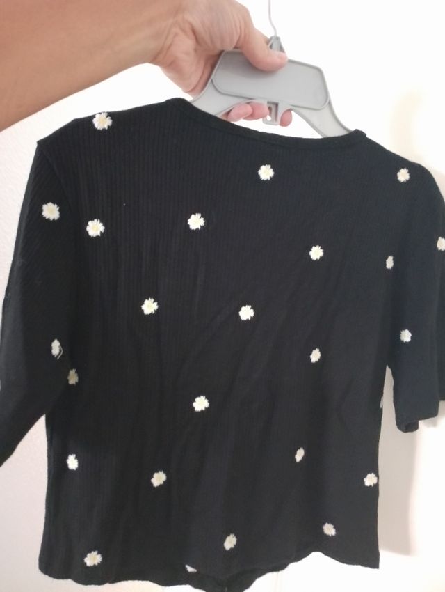 Suéter-abierto con botones delanteros, negro