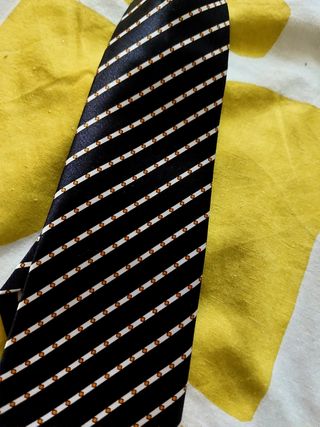Corbata con cremallera