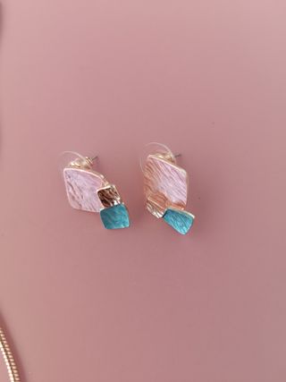 Collar y pendientes bisutería rosa-turquesa