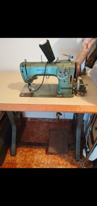 Máquina coser Refrey Industrial
