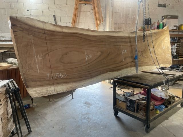 Mesa de madera Suar - Impresionante