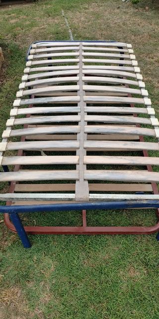 Somier metálico con patas - Cama