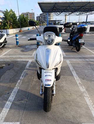 Piaggio Beverly 300 Modelo 2016 - Scooter 