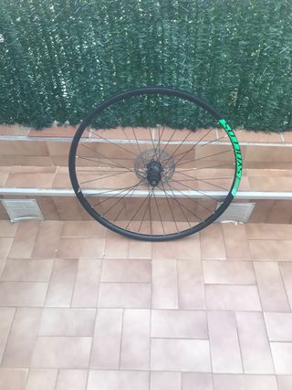 Rueda Syncros MTB 29" - Nucleo y Disco