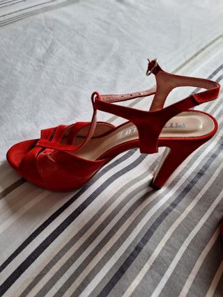 Scarpe con tacco