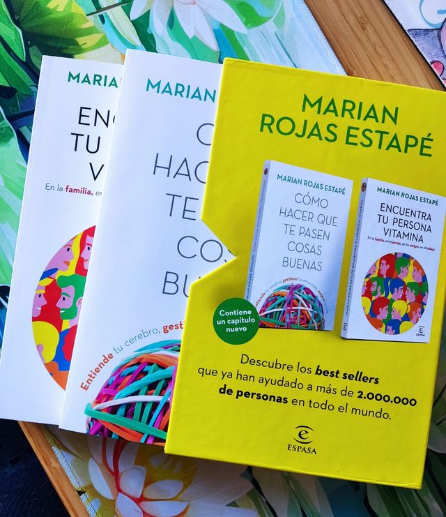 Estuche Marian Rojas