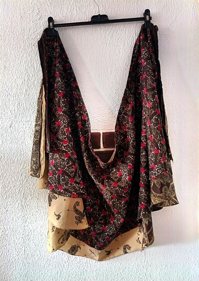 Falda corta reversible marrón-rosa