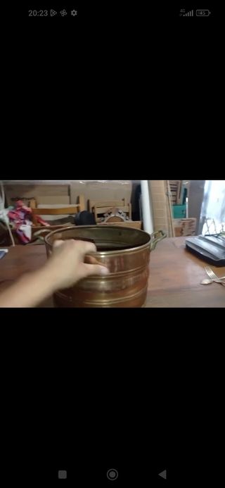 Cántaro cobre antiguo