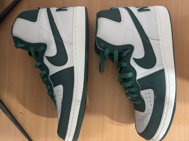 Nike Air Force 1 High - Verde & Blanco