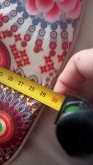 Bolso Desigual 29.5x23cm. correa larga ajustable 