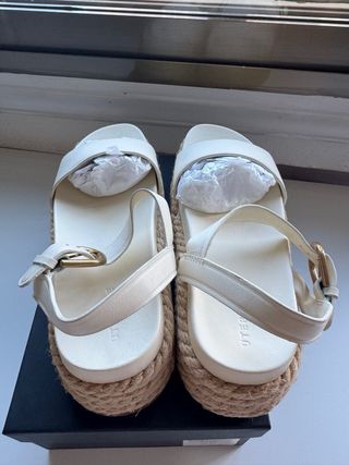 Sandalias Uterqüe esparto blancas 39
