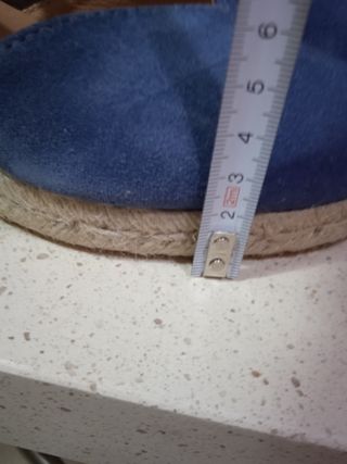 Sandalias cuña azul mujer Piel