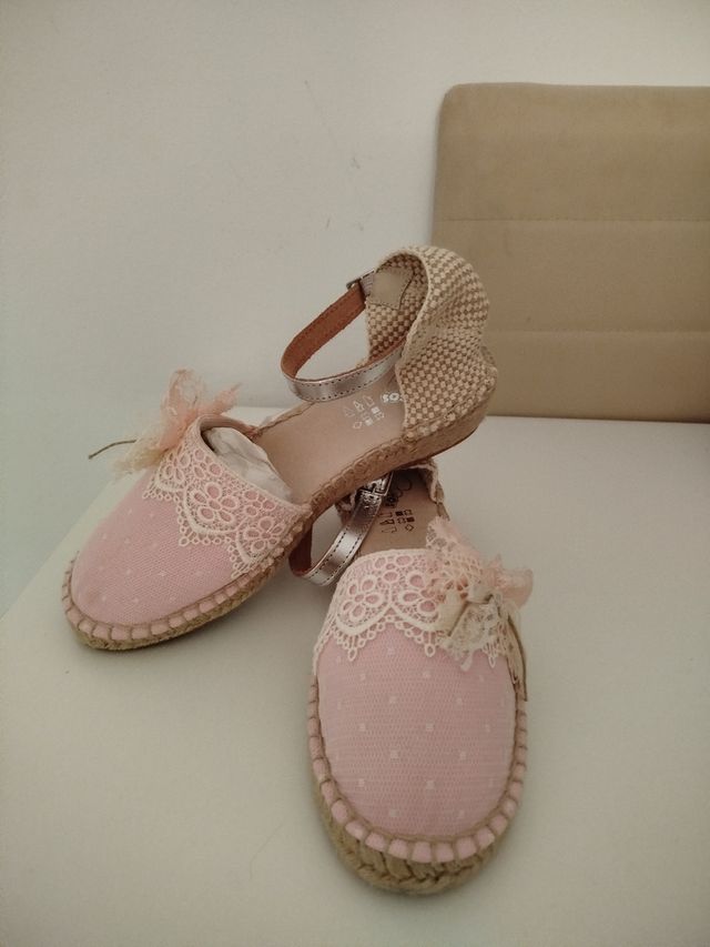 Sandalias esparto niña rosa