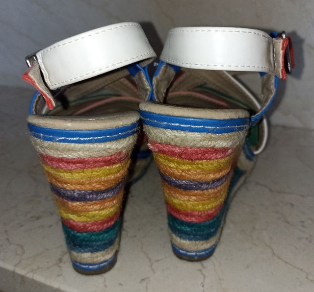 Sandalias cuña multicolor