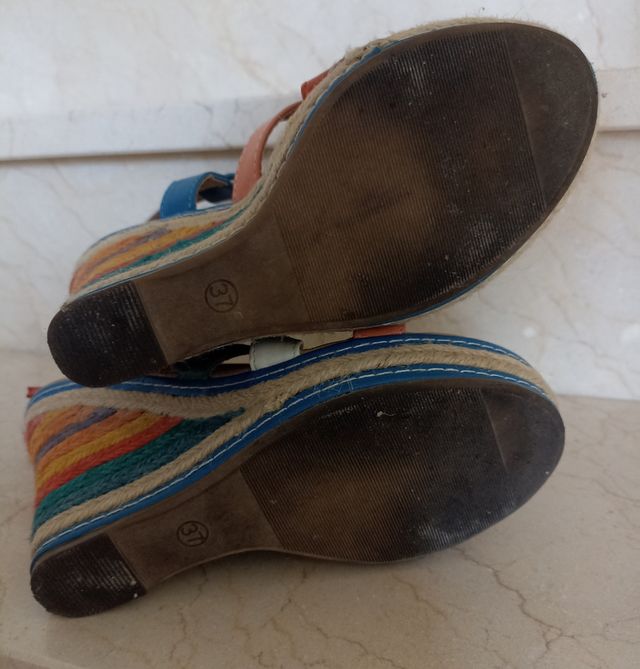 Sandalias cuña multicolor
