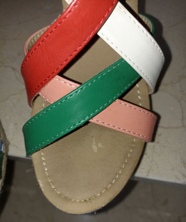 Sandalias cuña multicolor