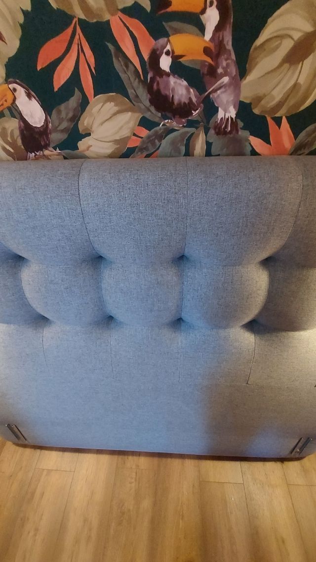 Cabecero cama capitoné gris