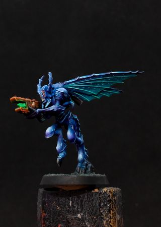 Pintor de miniaturas profesional
