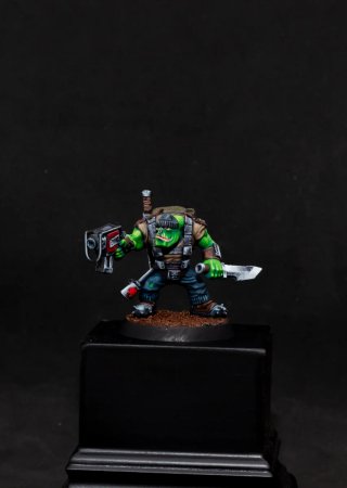 Pintor de miniaturas profesional