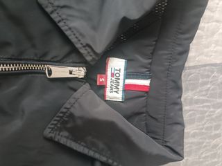 Chaqueta negra Tommy Jeans