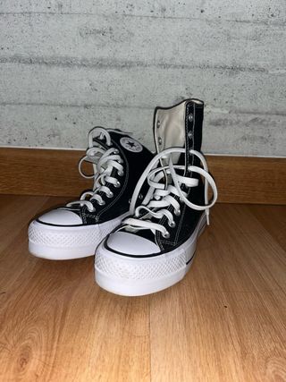 Converse negras altas