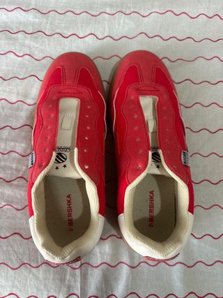 Zapatillas Bershka rojas - Talla 40