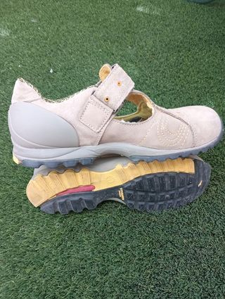 Zapatos Diadora Utility Beige Talla 40