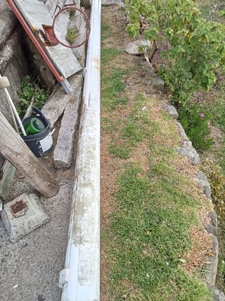 Toldo enrollable blanco urge vender