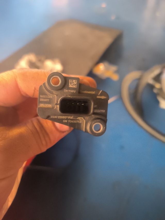 Caudalímetro Renault Trafic 1.6 dCi