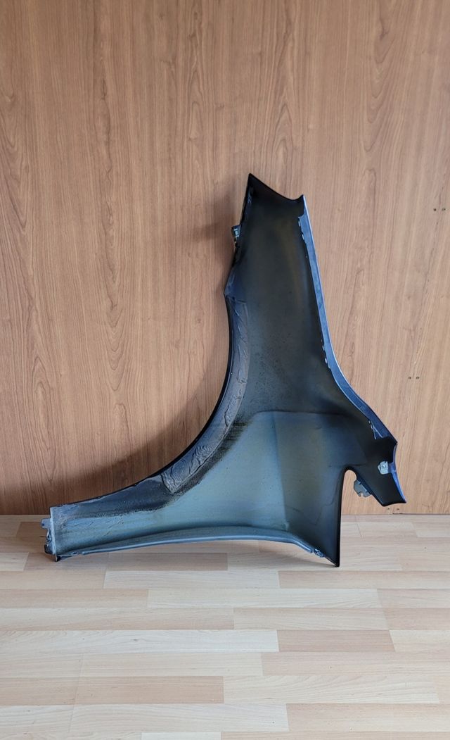 Aleta Derecha BMW F45