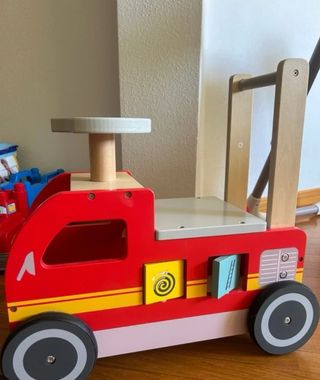 Andador camión bomberos madera niños
