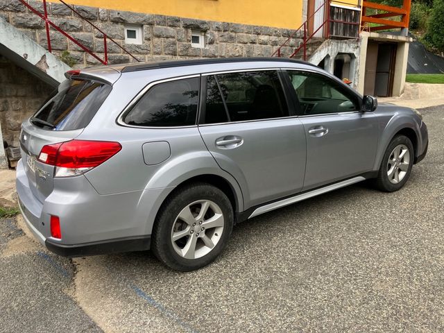 Subaru Outback 2013