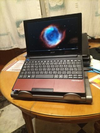 Acer Aspire One - Miniportátil antiguo.