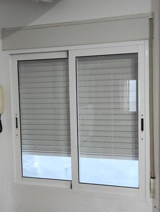 Ventana de aluminio