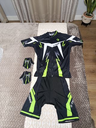 Guantes ciclismo y meillot XXL Marca X-Tiger - a e