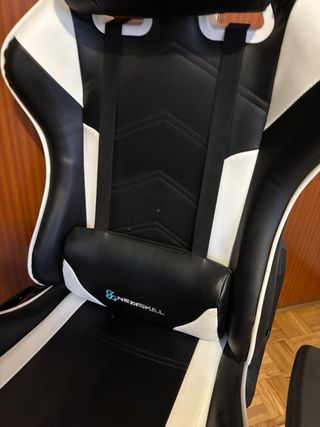 Silla gaming NewSkill