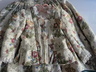 Traje siglo XVIII niña completo