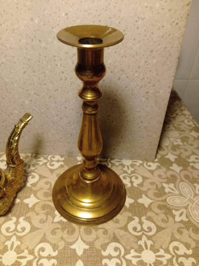 Candelero y cenicero de latón antiguo