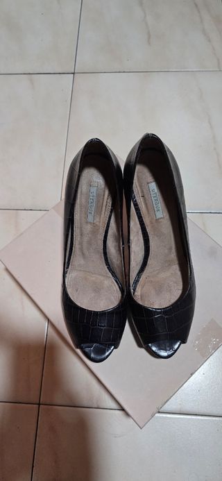 Tacones negros UTERQÜE