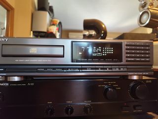CD SONY CDP-M42 plata, impecable