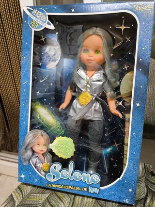 Muñeca Nancy Selene espacial