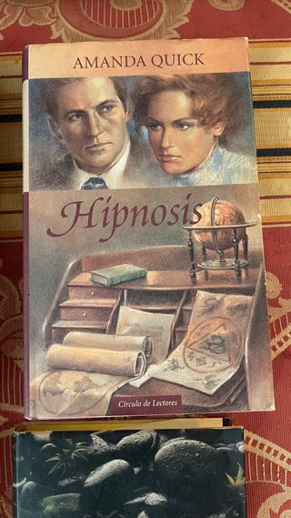 Libros Varios. Novela tapa dura.