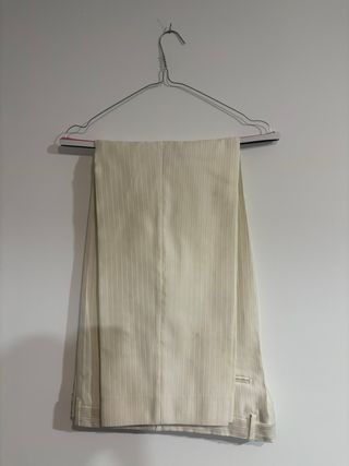 Traje novio blanco roto