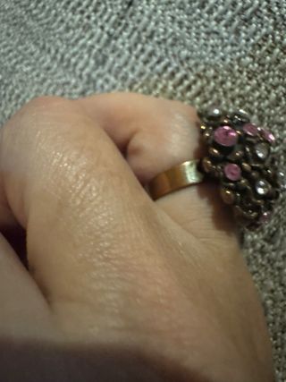 Anillo latón color cobre, piedras rosas