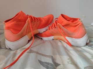 Nike Air Presto Flyknit - Naranja