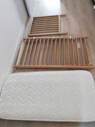 Cuna bebé Ikea + colchón
