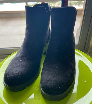 Botines negros mujer