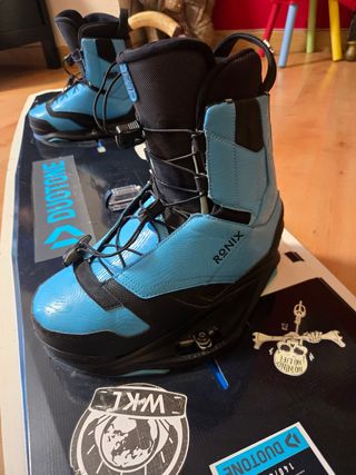Tabla Duotone - Wakeboard kitesurf botas ronix 