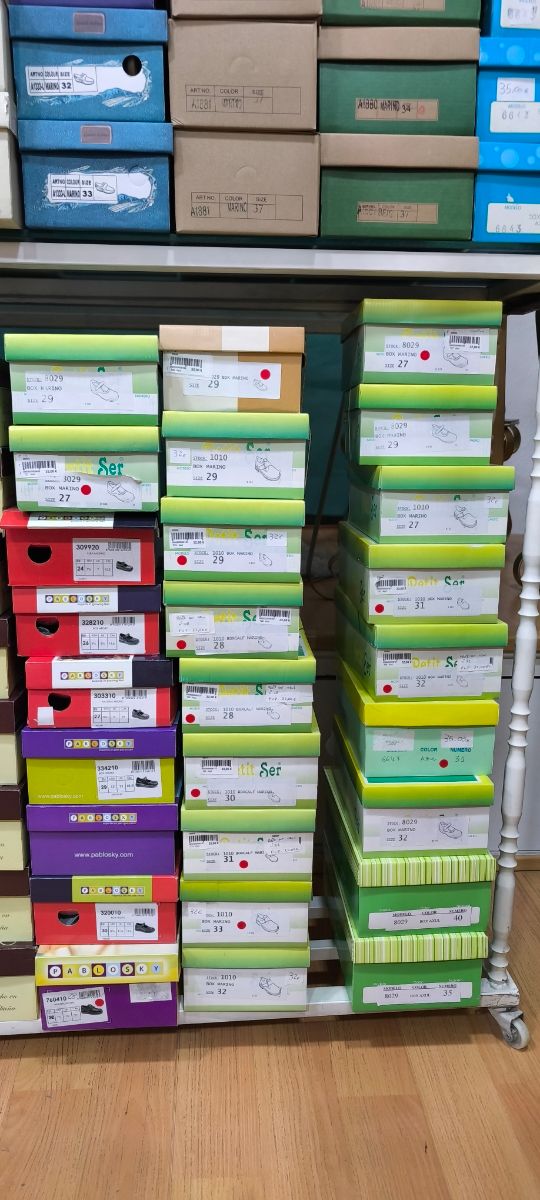 Zapatos colegiales Lotus 30 pares 10€